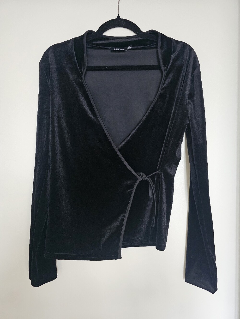 Boohoo Black Velvet Wrap Top - Long Sleeve